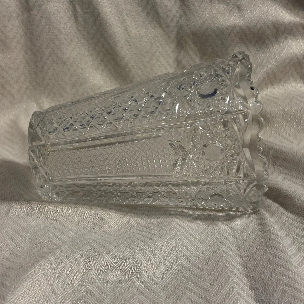 Vintage Cut Glass Crystal Style Vase Starburst Hobstar Pattern - Picture 4 of 12